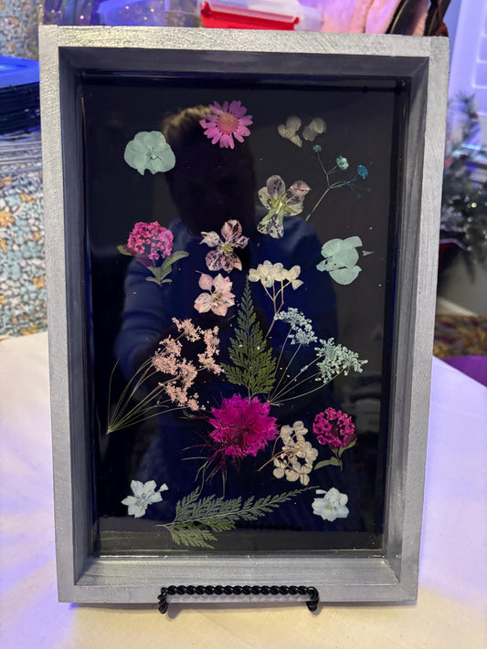 Rustic Wood Tray Adorned with Colorful Dried Wildflowers - Boho Table Decor - Wood and Resin Tray with Dried Wildflowers - Pressed flowers